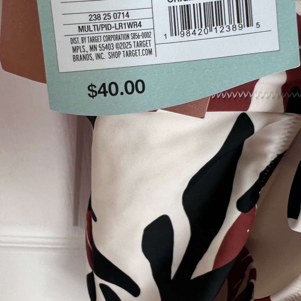 Women's Ring-Front Medium Coverage One Piece Swimsuit - Shade & Shore NWT sz sm - Picture 6 of 8